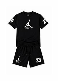 Black/White