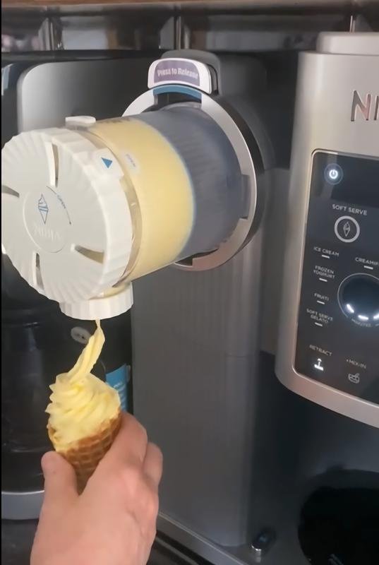Cremeo Pro — 13-in-1 Eismaschine Spin & Soft Serve